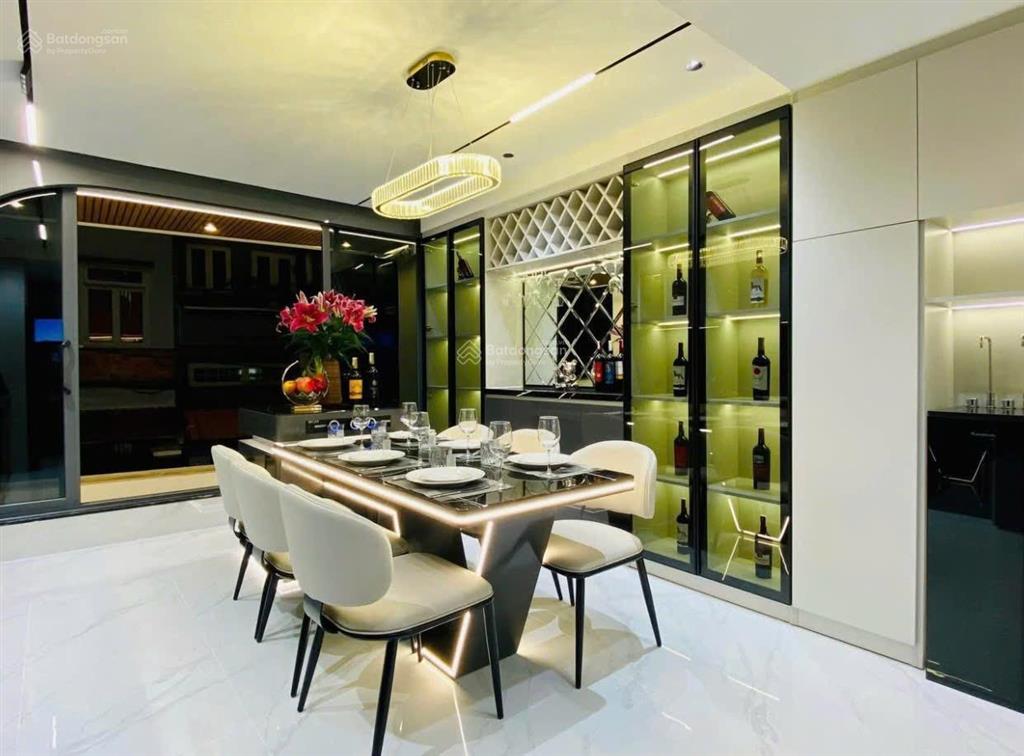 Siêu phẩm nhà 5 tầng nguyễn công hoan  phú nhuận  giá 5,79tỷ/72m2  cách phố ẩm thực 500m