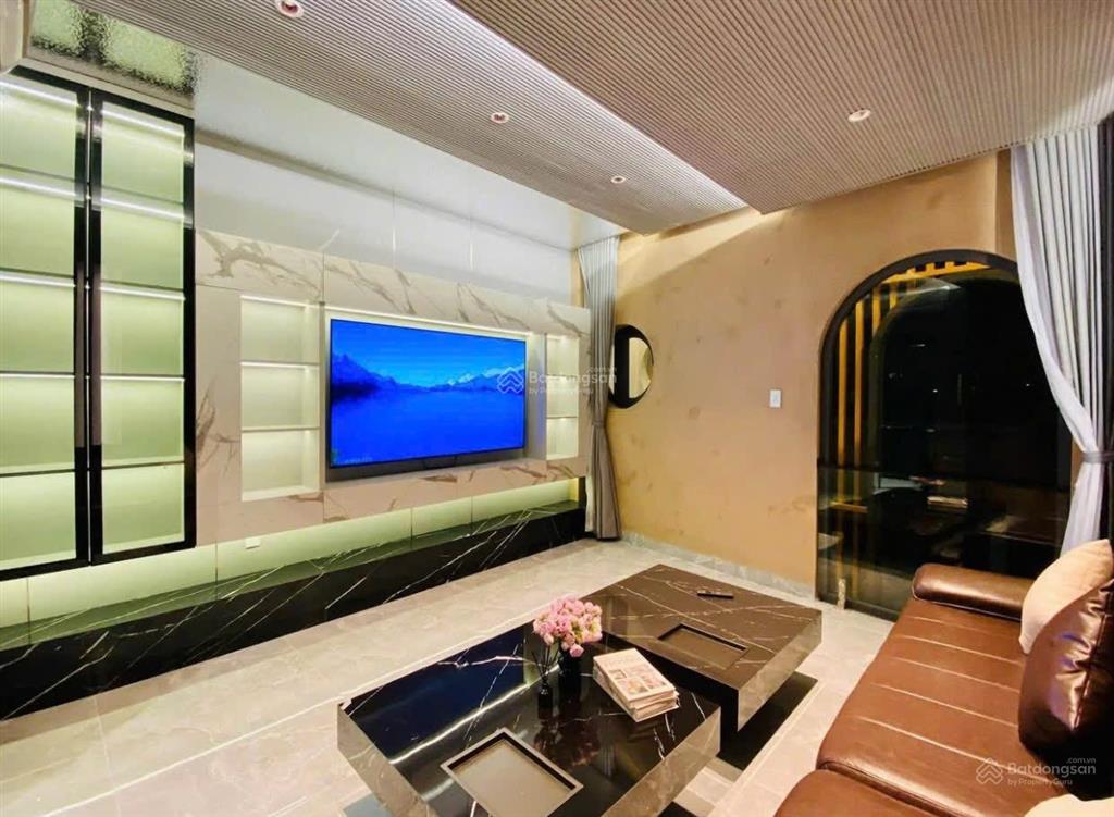 Siêu phẩm nhà 5 tầng nguyễn công hoan  phú nhuận  giá 5,79tỷ/72m2  cách phố ẩm thực 500m