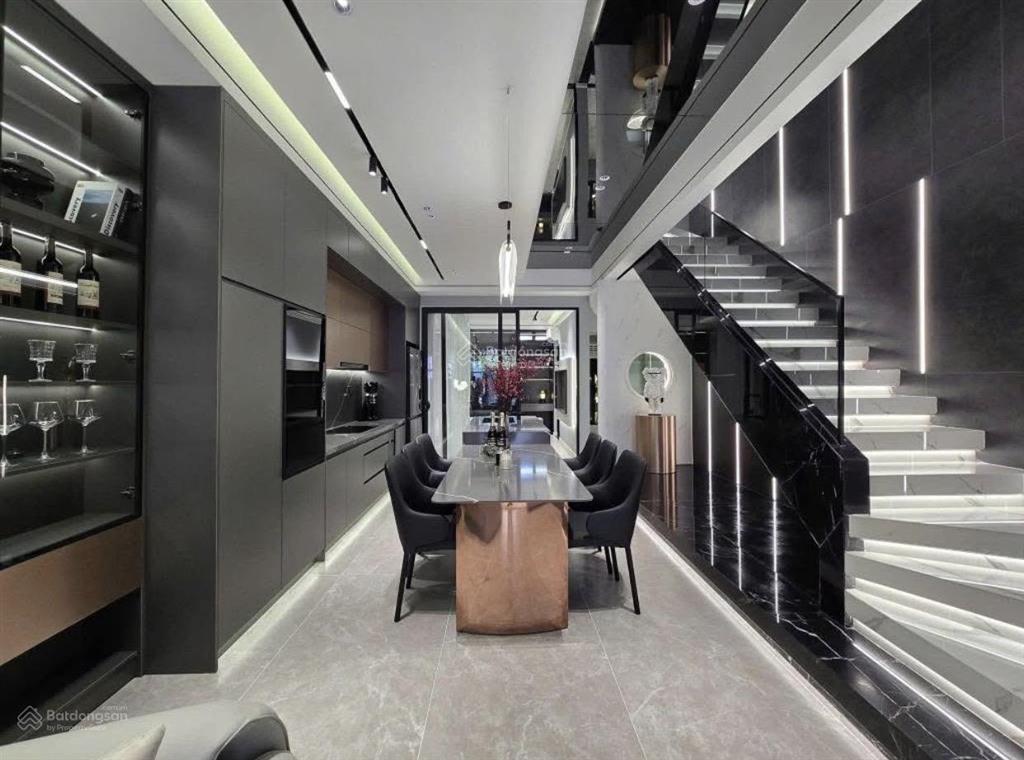 Bán gấp siêu phẩm nhà mới đường trần khắc chân, quận 1  giá 6,89tỷ/62,4m2  đang cho thuê 30tr/th