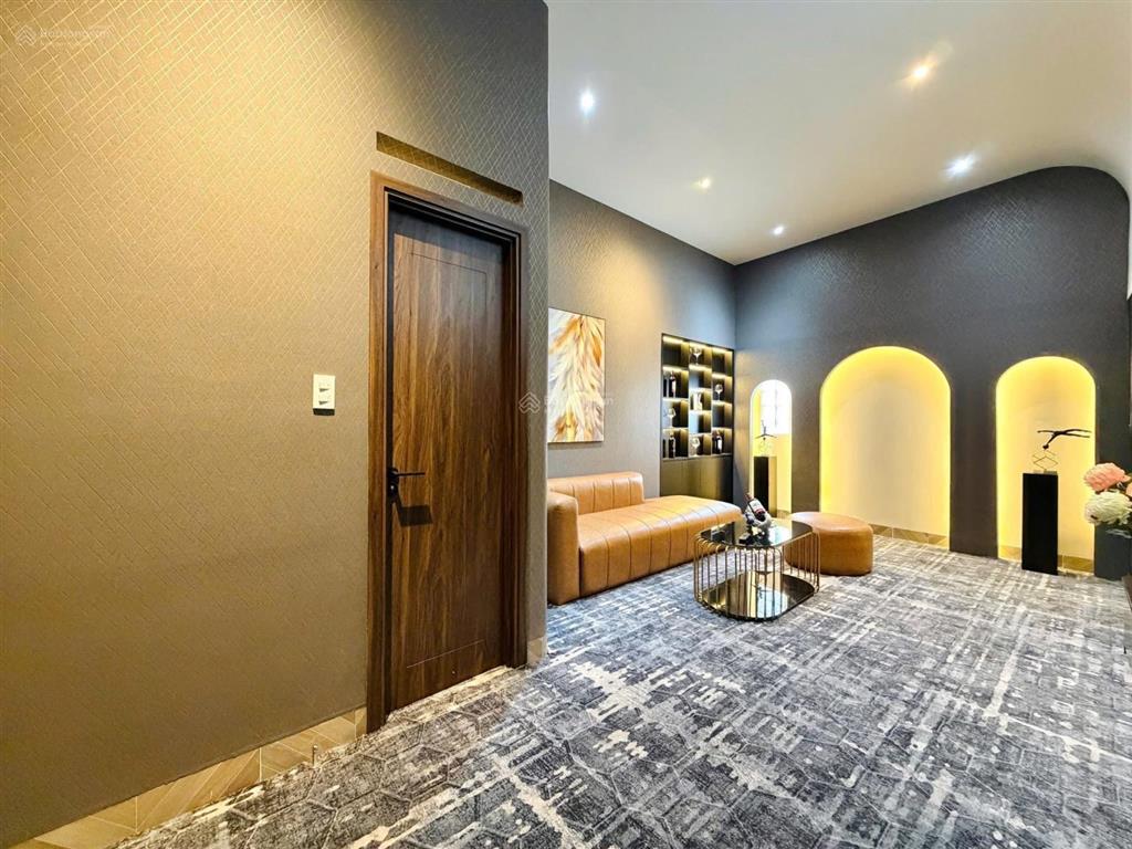 Bán gấp căn nhà đang cho thuê 31tr/tháng đường lê thị hồng gấm  quận 1  giá 7,15 tỷ/72m2  shr
