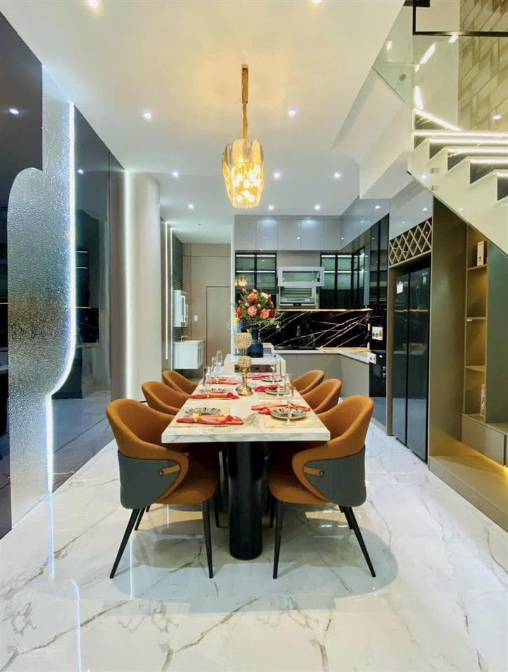 Bán gấp căn nhà đang cho thuê 31tr/tháng đường lê thị hồng gấm  quận 1  giá 7,15 tỷ/72m2  shr