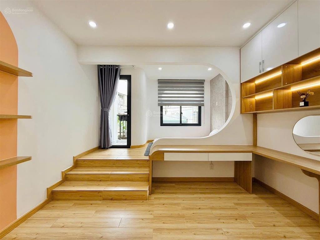 Định cư úc bán nhà trần huy liệu, phú nhuận  giá5,66tỷ/61m2  thuê 23trgần chợ nguyễn đình chiểu