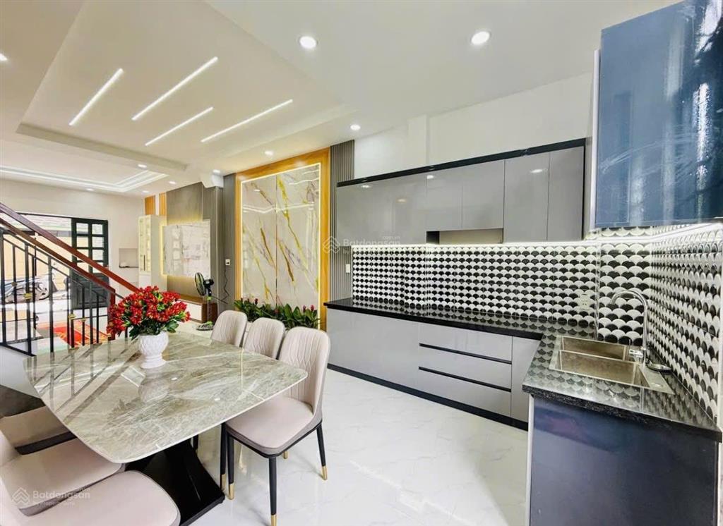 Chính chủ bán nhà ngay đh y dược  đường dương tử giang, quận 5  giá4,76tỷ/60m2  thuê 24tr/tháng