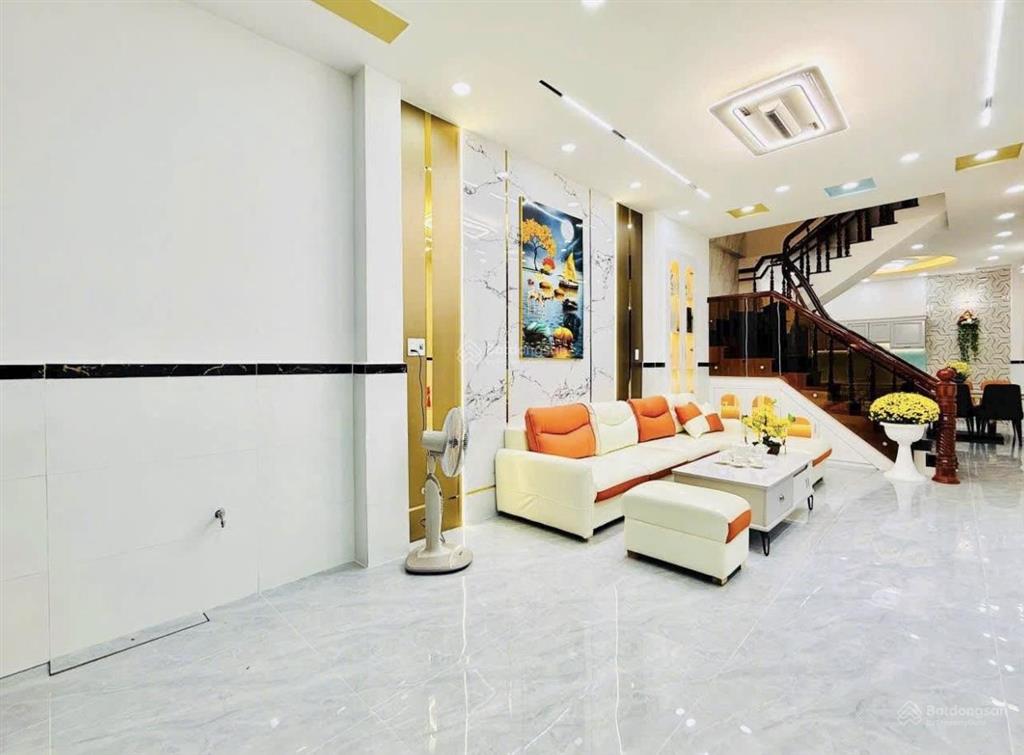 Bán gấp nhà trung tâm quận 3  điện biên phủ  giá 7,15 tỷ/70,5m2  cách vòng xoay dân chủ 1 phút
