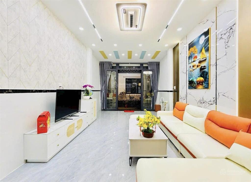 Bán gấp nhà trung tâm quận 3  điện biên phủ  giá 7,15 tỷ/70,5m2  cách vòng xoay dân chủ 1 phút