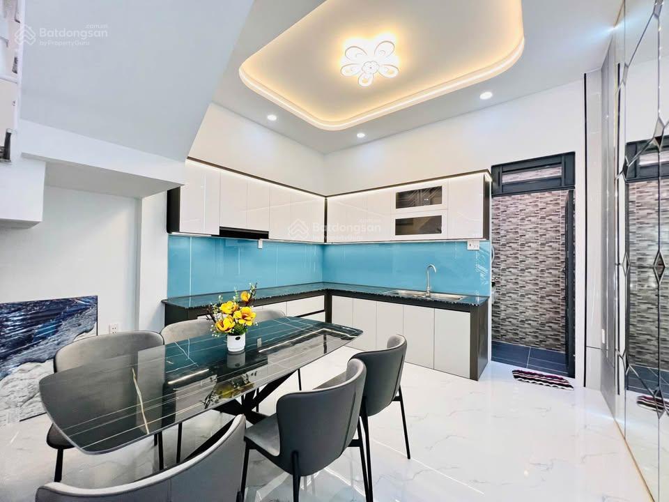 Cần bán nhà riêng ngay đường hưng phú, chánh hưng, quận 8  giá 3,25 tỷ/72m2  ngay cầu chữ y