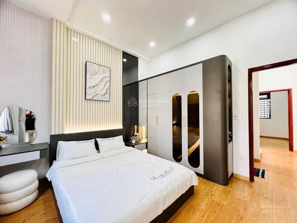 Cần bán nhà riêng ngay đường hưng phú, chánh hưng, quận 8  giá 3,25 tỷ/72m2  ngay cầu chữ y