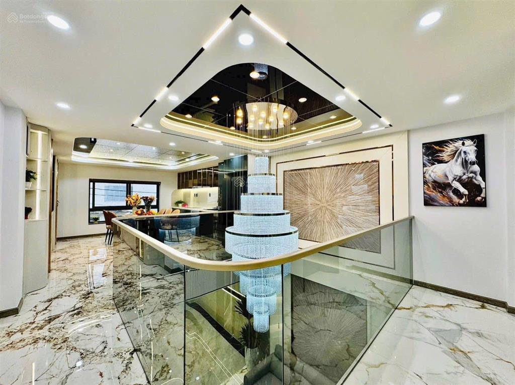 Chỉ 6,05tỷ/75m2 (5x15m)  chốt ngay nhà đẹp đường bình tây, p. bình tây  2 lầu, 5pn, pháp lý chuẩn