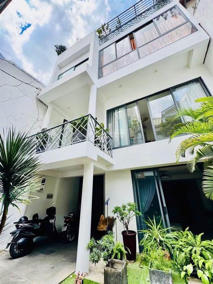 Chính chủ bán gấp căn nhà đường trần văn sắc, thảo điền, quận 2  121,6m2 (7,6m x 16m)
