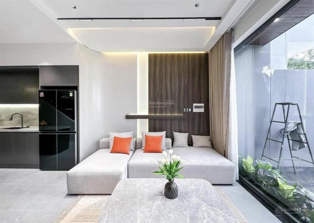 Bán nhà 2 lầu hẻm xe hơi đường nguyễn hiền  bàn cờ  72m2 thuê 45tr, gần chợ vườn chuối