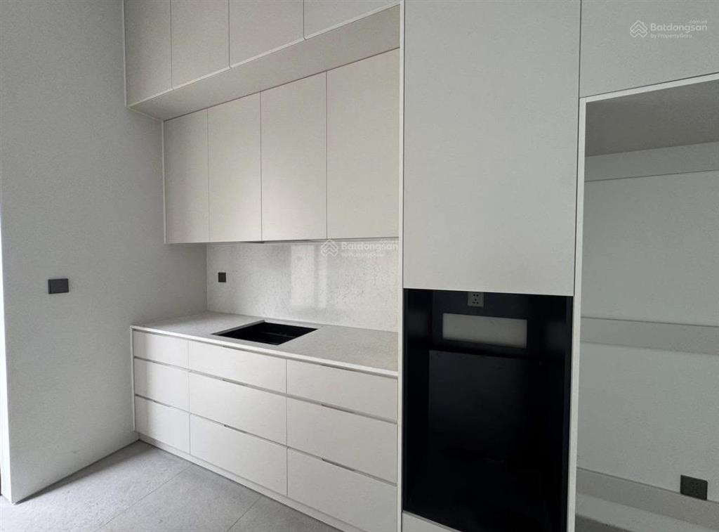 Ngộp vốn kinh doanh cần bán nhà đường tống hữu định, quận 2  165m²  thuê 50tr/tháng