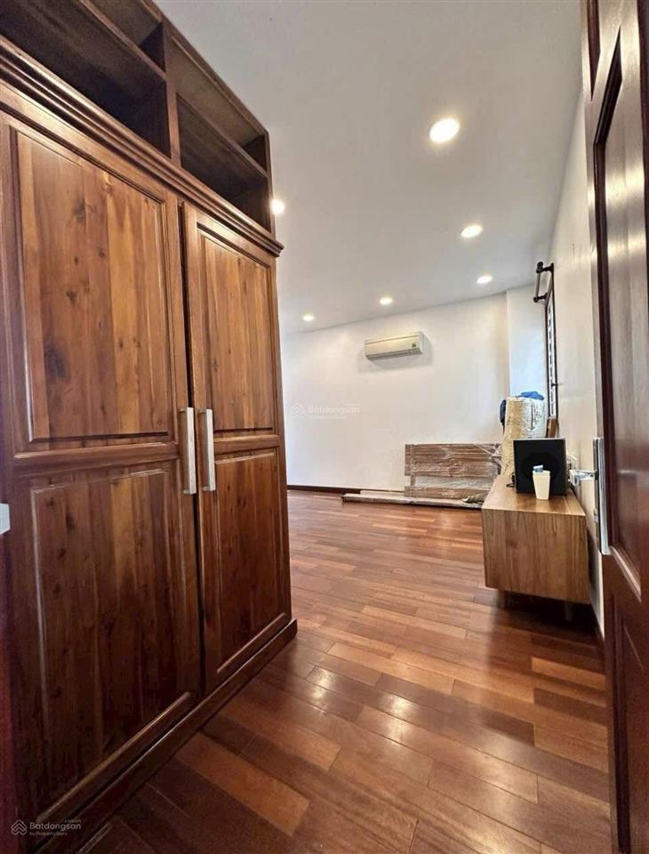 Siêu phẩm nguyễn văn hưởng, an khánh  ngay tổng lãnh sự malaysia  120m2  thuê 40 tr