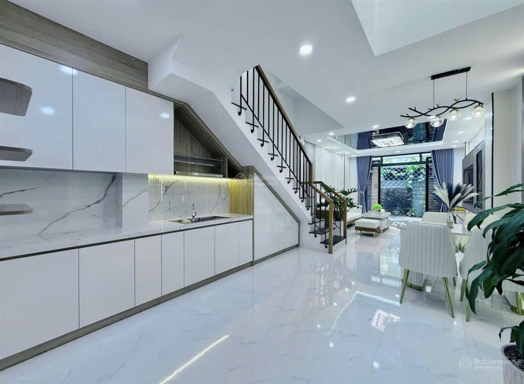 Bán nhanh căn siêu phẩm nhà phố lý tự trọng  quận 1  74m2 (5m x 14,8m)  thuê 27tr/th