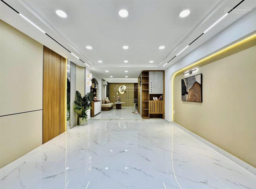Mở cửa là phố  nhà đẹp nguyễn thị minh khai, trung tâm q1  giá 7,18tỷ/65,8m2  cho thuê 35 triệu