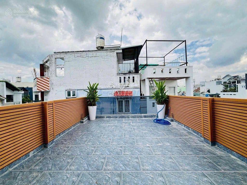 Chính chủ cần bán nhà đường cao đạt, phường 1, quận 5  giá 5,35tỷ/69,6m2  thuê 20tr/tháng  shr