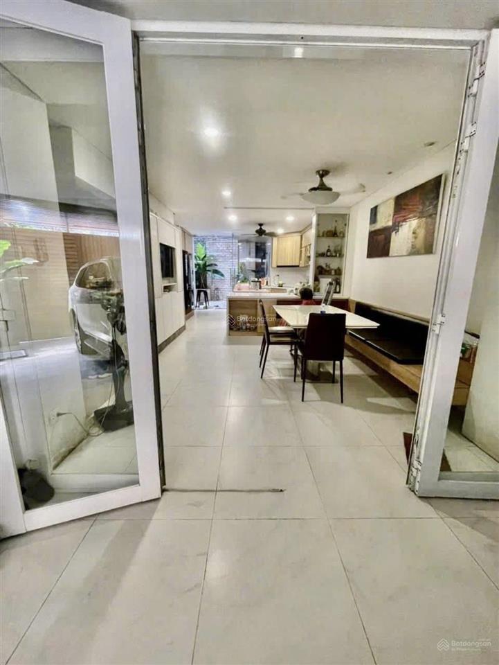 Cần bán siêu phẩm diện tích khủng  nguyễn trọng tuyển, phú nhuận  giá6,8tỷ/100m2  pháp lý chuẩn