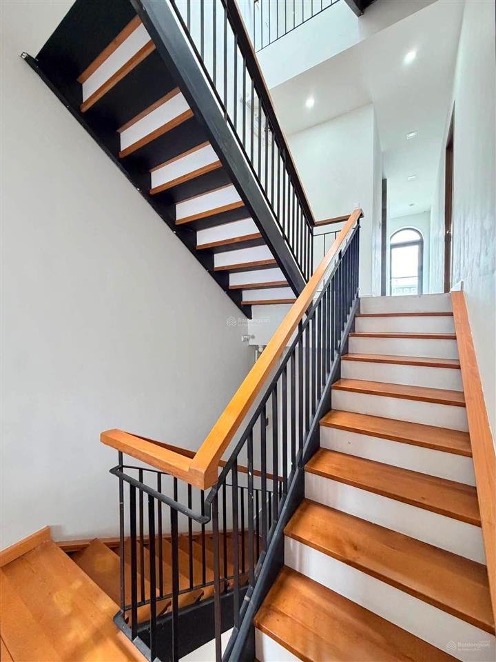 Nhanh tay chốt ngay siêu phẩm trung tâm quận 1  đường đặng dung  67,2m2  thuê 45tr