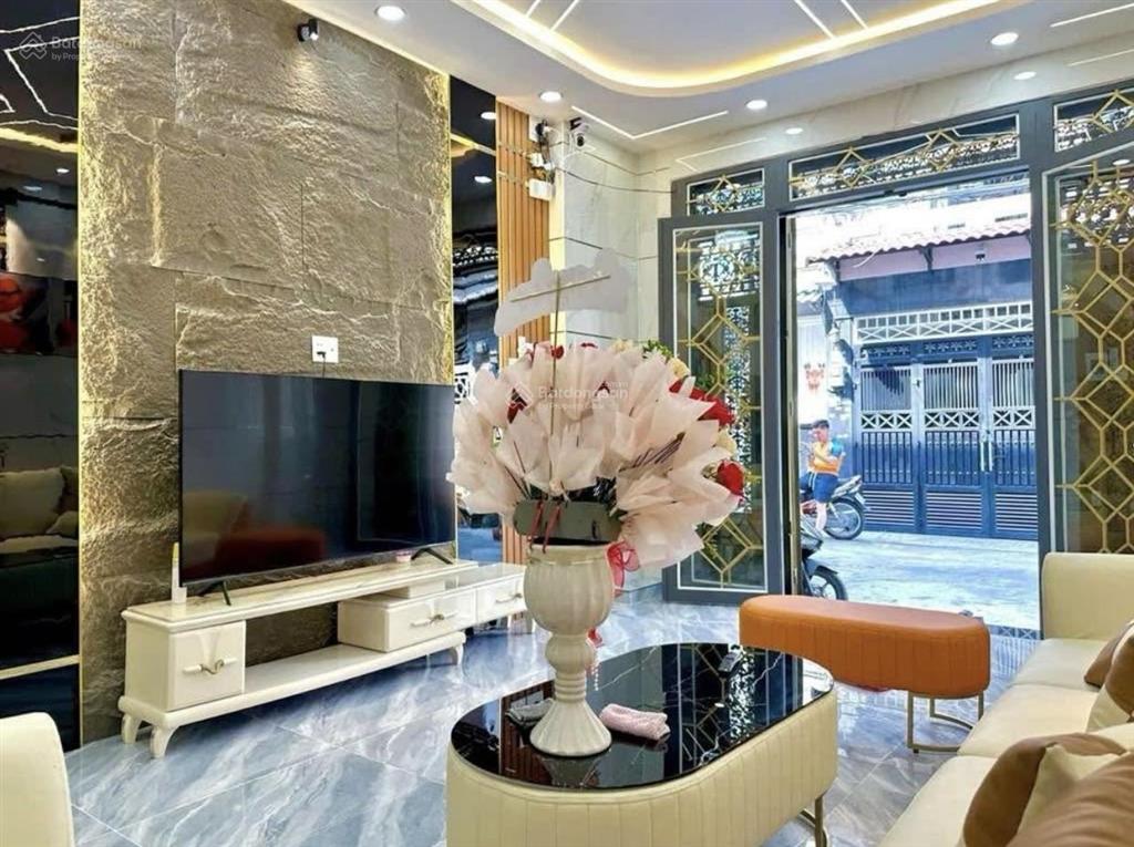 Chủ đi mỹ gấp bán căn nhà hoàng dư khương  quận 10  giá 6,55tỷ/70m2  hđ thuê 25tr/th  gần cmt8