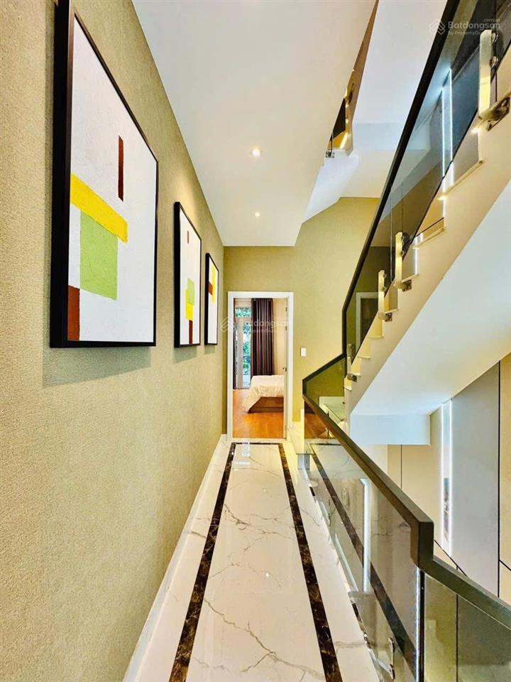 Siêu phẩm  tú xương  q3  hẻm 6m xe hơi nhà 2 lầu đẹp long lanh  giá 6,65 tỷ/67,5m2  thuê 25tr