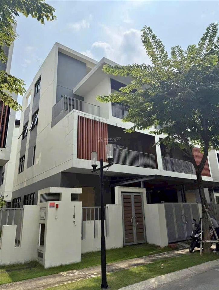 Cần bán siêu phẩm khu thảo điền  ngay võ trường toản 135m2  thuê 80tr/th  ngần tttm