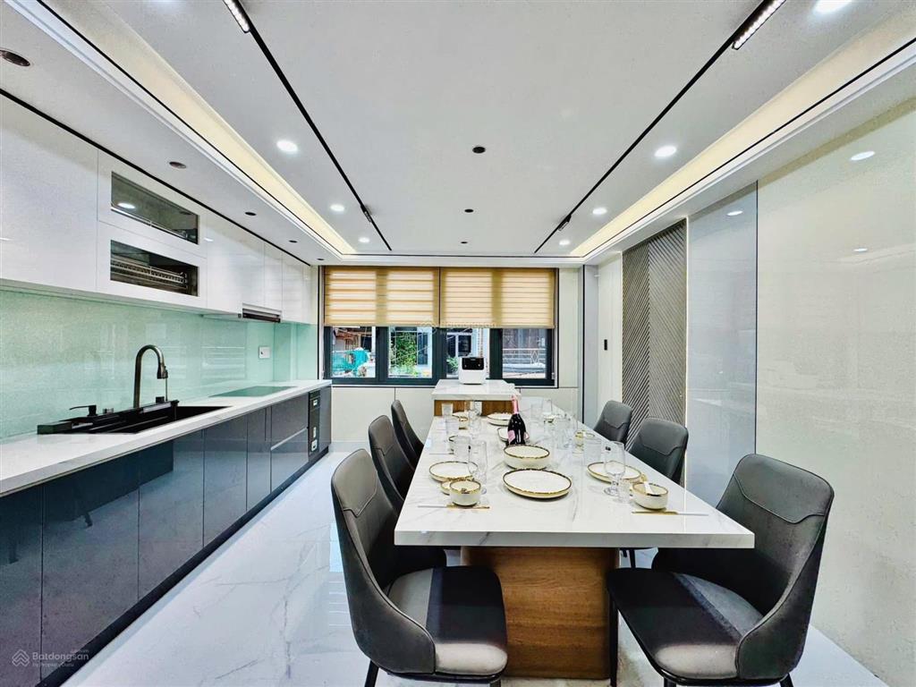 Căn hiếm khu vực ngay đường phan văn khoẻ  phường 2  quận 6  75m2  gần bv chợ rẫy
