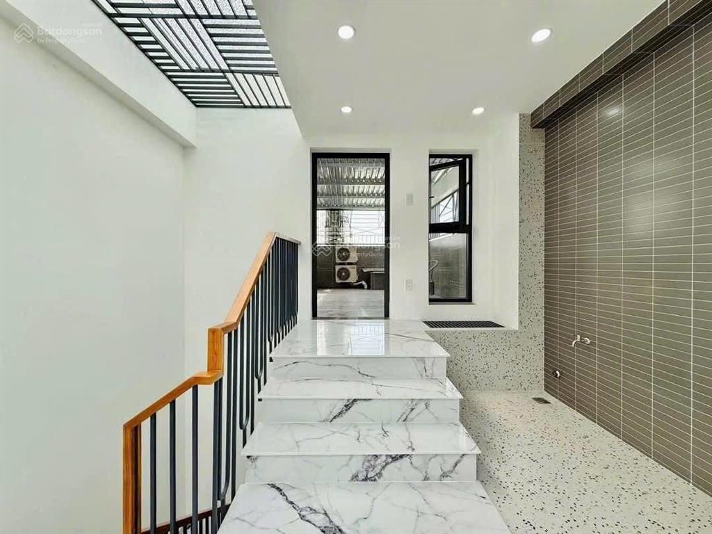 Chính chủ bán gấp căn nhà  nguyễn thiện thuật, quận 3  giá 6,52 tỷ/(5x18m)  thuê 27 triệu/tháng