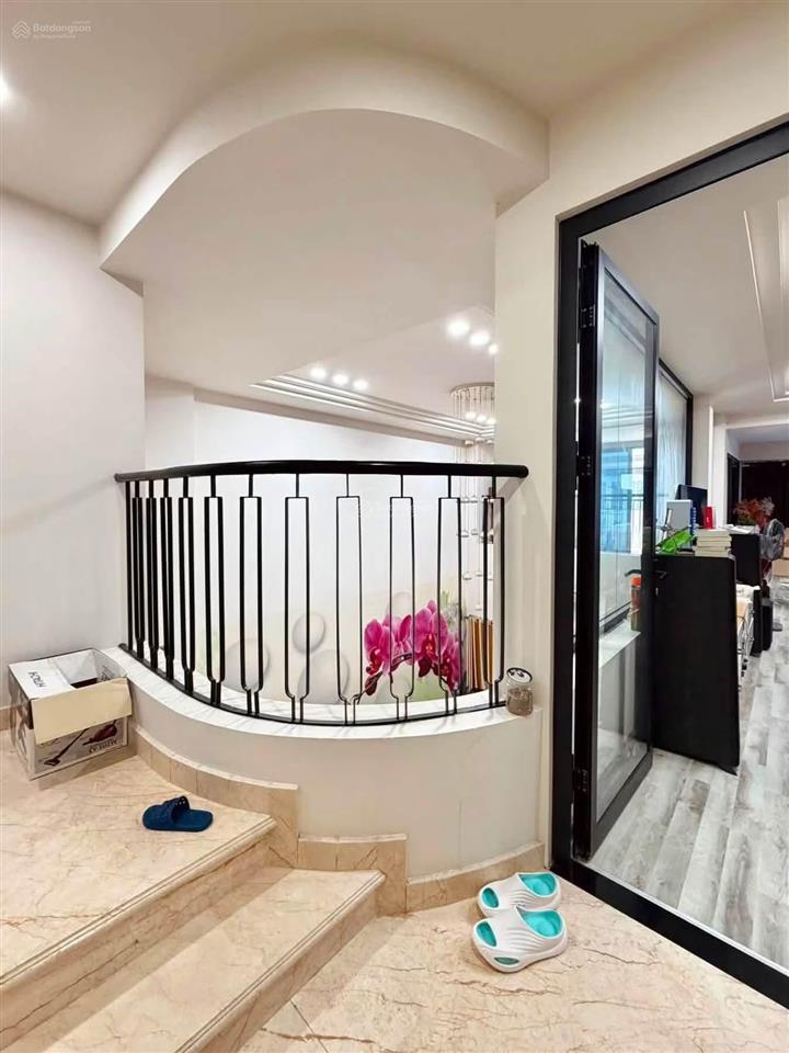Chính chủ cần bán nhà đường lam sơn  p. gia định  giá 6,69tỷ/142m2  thuê 27tr, gần chợ bà chiểu