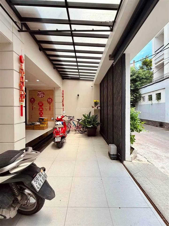 Chính chủ cần bán nhà đường lam sơn  p. gia định  giá 6,69tỷ/142m2  thuê 27tr, gần chợ bà chiểu