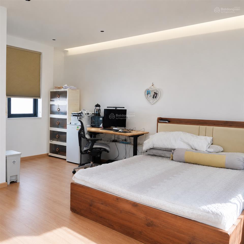 Cần bán nhanh căn biệt thự sân vườn nguyễn văn quỳ, tân thuận, giá tốt 7,35 tỷ/162m2 (9mx18m)