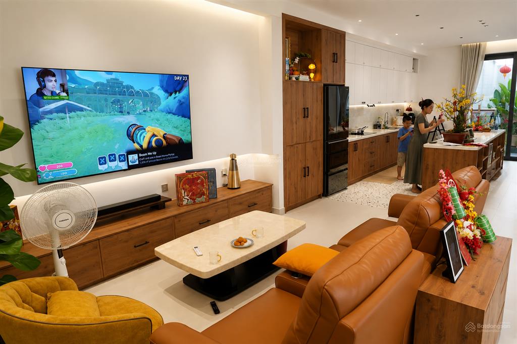 Cần bán nhanh căn biệt thự sân vườn nguyễn văn quỳ, tân thuận, giá tốt 7,35 tỷ/162m2 (9mx18m)