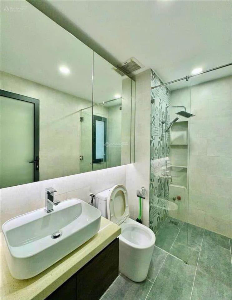 Bán nhanh căn nhà có thang máy đường lý thái tổ, quận 10  giá 6,26tỷ/73,8m2  thuê 25 triệu/tháng