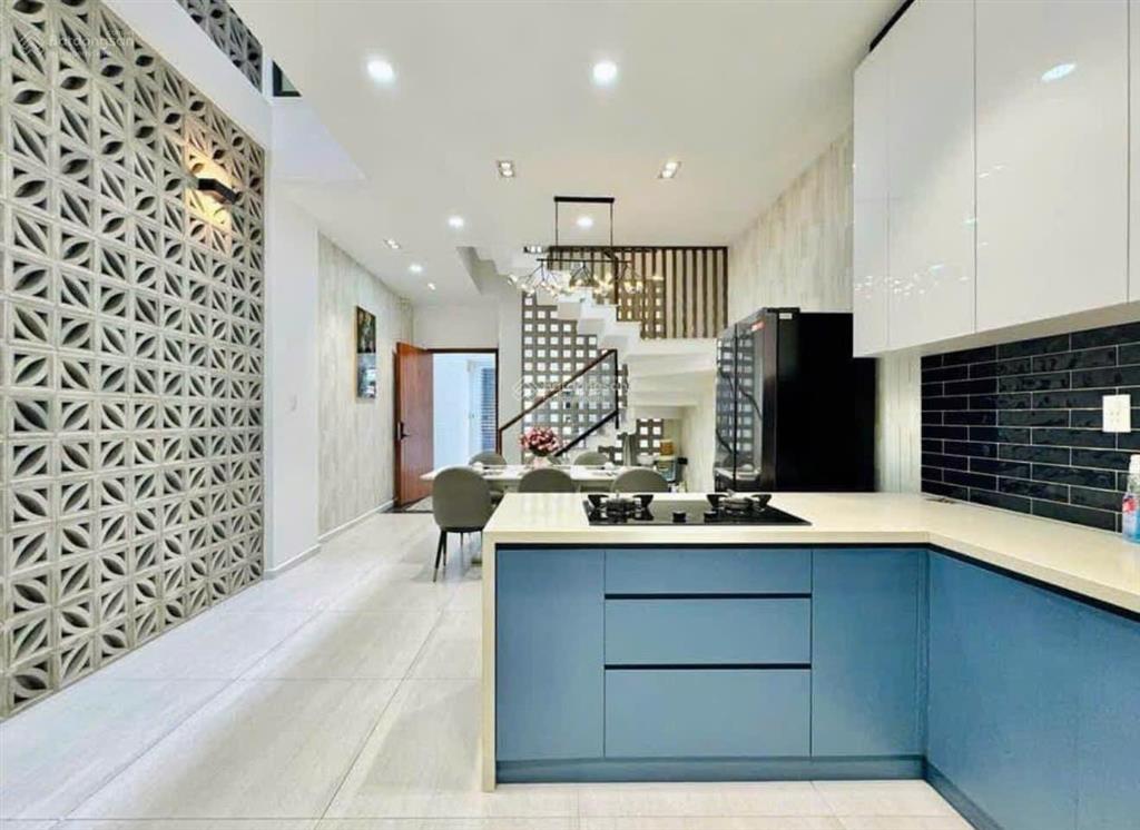 Bán nhanh căn nhà có thang máy đường lý thái tổ, quận 10  giá 6,26tỷ/73,8m2  thuê 25 triệu/tháng