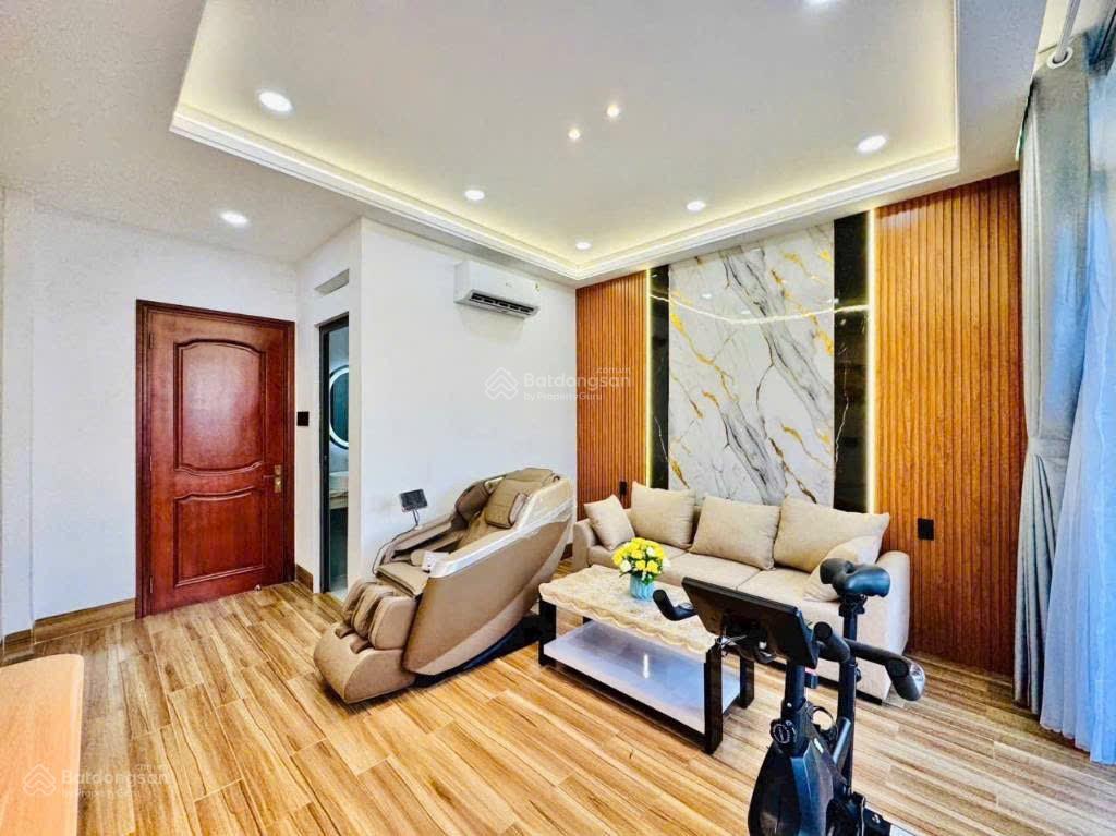 Hiếm có còn 1 căn giá tốt  đường trần quốc toản, quận 3  dt 63,35m2  thuê 26tr/tháng
