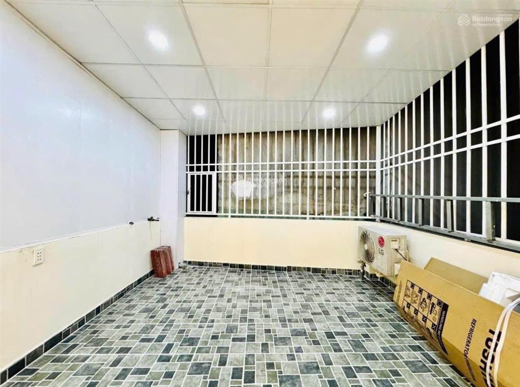 Nhà phố hiện đại  giá tốt ngay điện biên phủ, phường 4, quận 3. 76,8m2  sổ hồng riêng