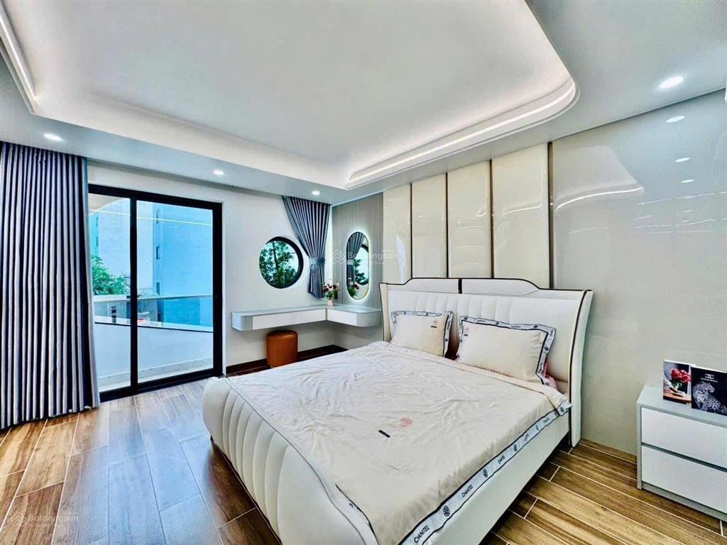 Giảm ngay 500 triệu bán ngộp nhà trần khánh dư, tân định, quận 1, 67,5m2  2 lầu, 4pn