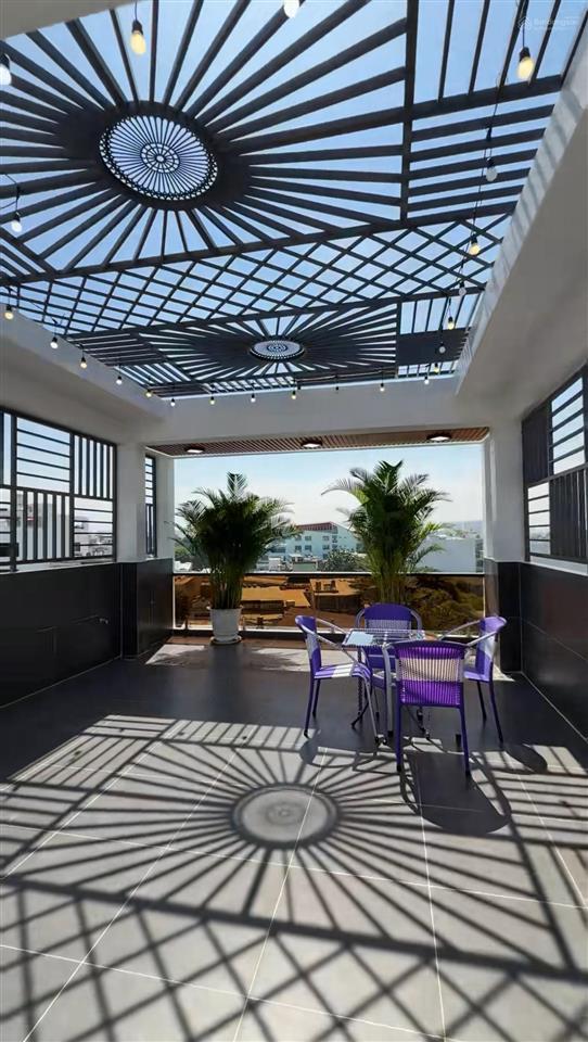 Một căn siêu phẩm duy nhất hồ bá kiện, p.15, quận 10. giá chỉ 5,09 tỷ/ dt lớn 115m2 nhà hxh 3 lâu