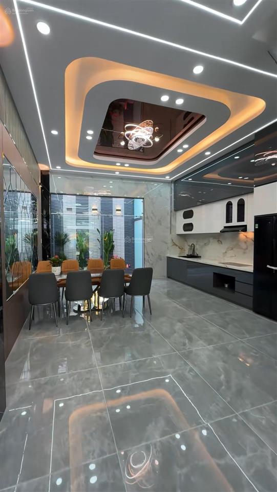 Một căn siêu phẩm duy nhất hồ bá kiện, p.15, quận 10. giá chỉ 5,09 tỷ/ dt lớn 115m2 nhà hxh 3 lâu