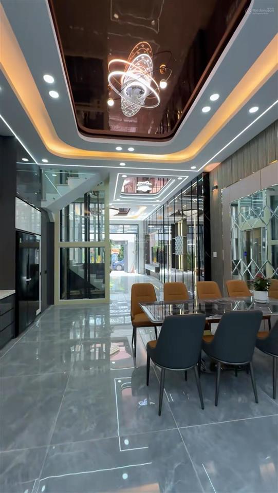 Một căn siêu phẩm duy nhất hồ bá kiện, p.15, quận 10. giá chỉ 5,09 tỷ/ dt lớn 115m2 nhà hxh 3 lâu