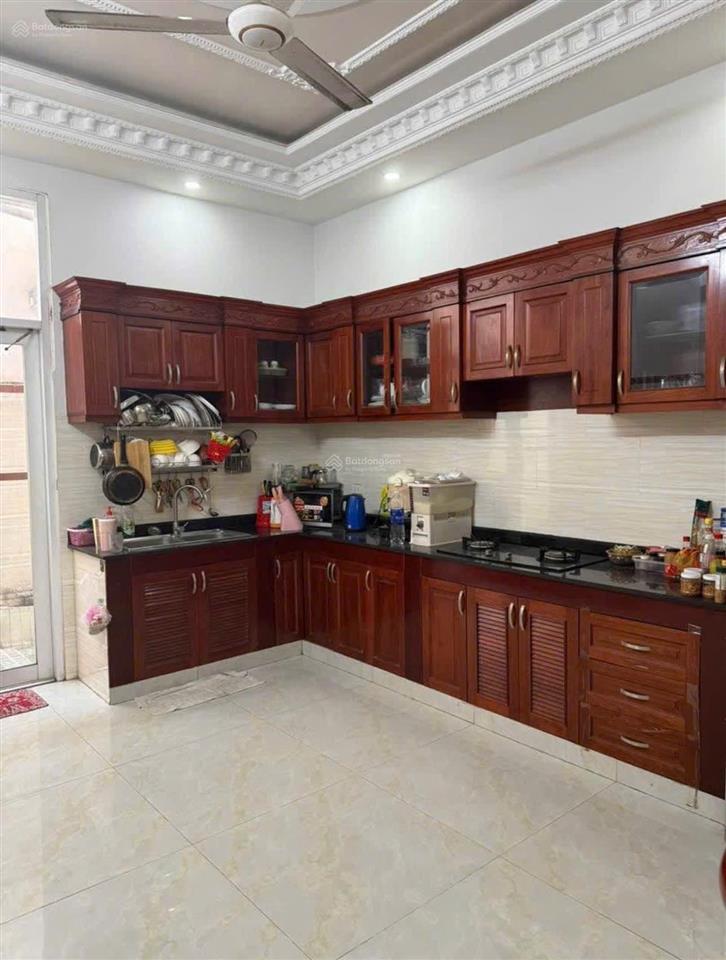 Siêu phẩm nhà giá tốt nằm trên mtd hưng phú,quận 8.giá5tỷ7/5mx14.2m.sổ hồng chính chủ