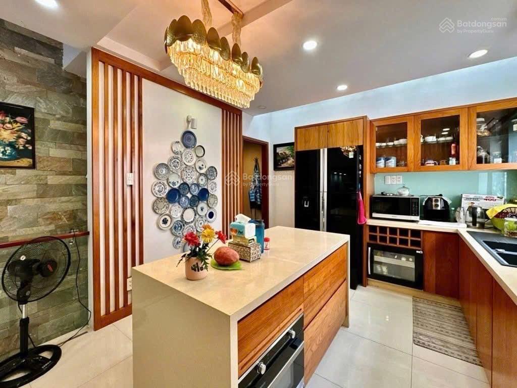 Tranh thủ cọc ngay nhà nguyễn cửu vân, p17, bình thạnh.giá6tỷ470/ 5mx14.6m. sổ riêng