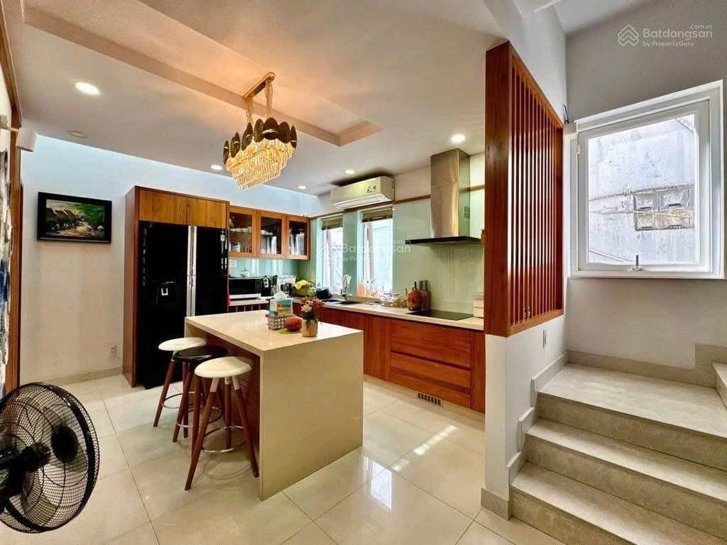 Tranh thủ cọc ngay nhà nguyễn cửu vân, p17, bình thạnh.giá6tỷ470/ 5mx14.6m. sổ riêng