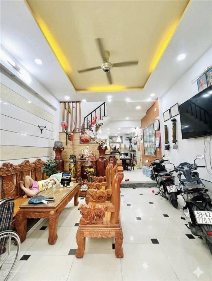 Nhà gần trường đại học sư phạm an dương vương,p2,quận 5.giá 6tỷ750. dt5mx14.5m.sổ hoàn công.
