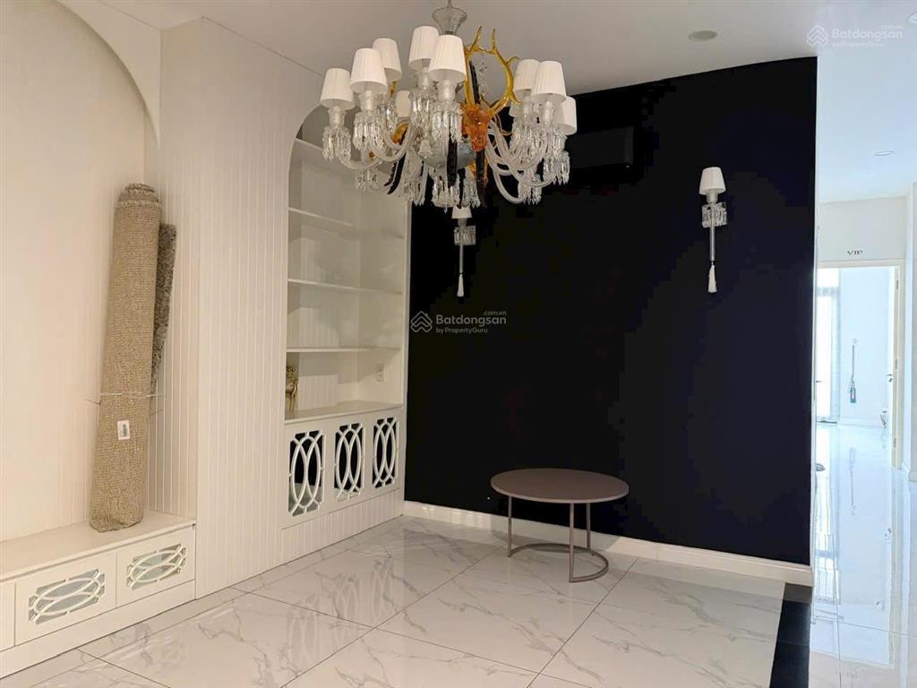 Bán nhà mặt tiền võ oanh, p.25 bình thạnh 4x17m, 4 tầng giá giảm 4,6 tỷ còn 19,9 tỷ  gần hutech