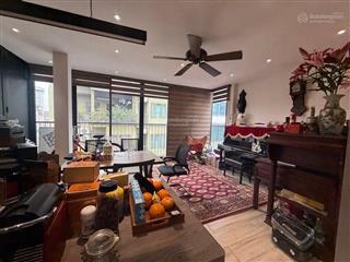 Nhà đẹpdân xâymặt phốlô gócmặt tiền rộng7 tầngthang máykinh doanhnội thất cao cấpsổ vuô