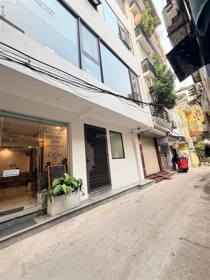 Mặt ngõoto vào nhàmặt tiền rộngsát phố2 thoángkhai thác văn phòng đỉnh caolý nam đế dt