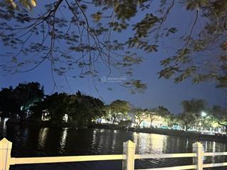 Mặt phốdân xâygần hồ trúc bạchhồ tâyga ra ô tô6 tầngthang máykinh doanhkhai thácba đình