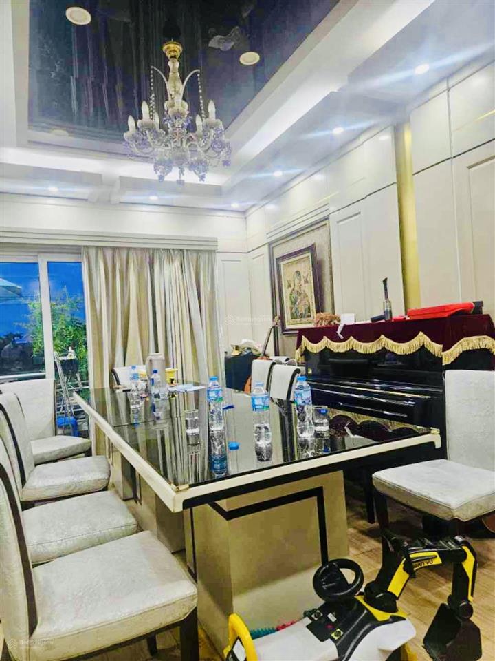 Trái tim phố cổ 2 mặt phố view nhà thờ lớn, 6 tầng thang máy, kinh doanh 24/7, sổ nét căng