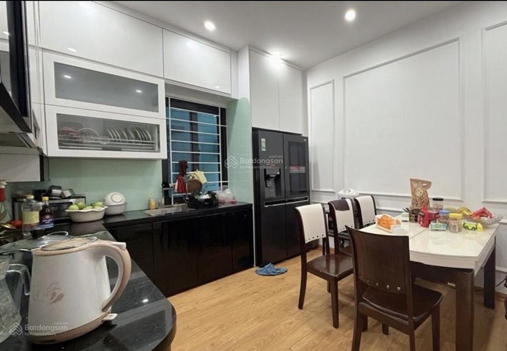 Phố vip dân xây  nhà đẹp  mặt ngõ kinh doanh  an cư  hiệu suất cho thuê cao hoàn kiếm. dt 40m2