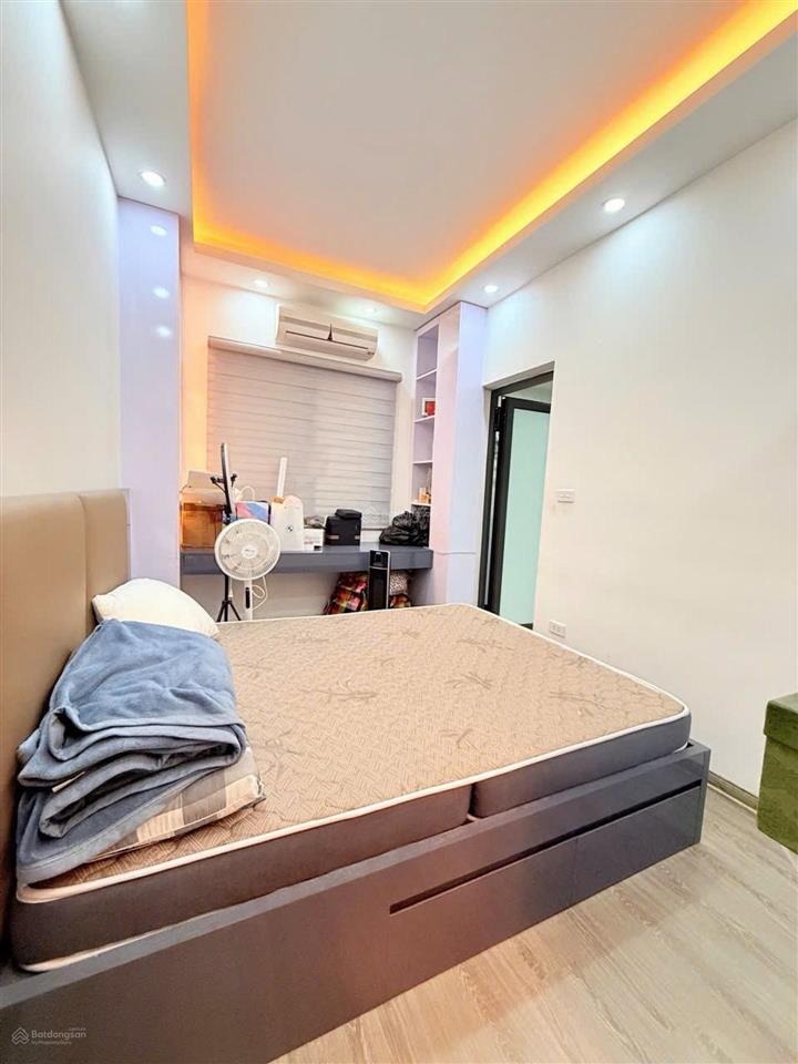 Hot hit ba đình  sát hồ tây  sát mặt phố  dân xây  lô góc 3 thoáng  kinh doanh  an cư đỉnh sổ