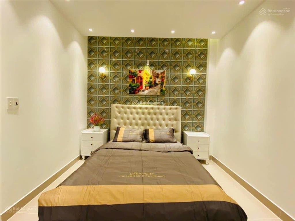 Chủ kẹt tiền cần bán nhà đường tạ quang bửu, quận 8. giá 2 tỷ 950 triệu/60,75m². sổ sẵn